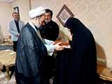 دیدار نماینده ولی فقیه استان با خانواده شهیدان محمد ریکی و مبین سرگزی در زاهدان